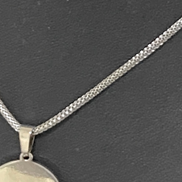 Cork Long 30” Silver Herringbone Chain & Dark Cork Pendant - Picture 7 of 10